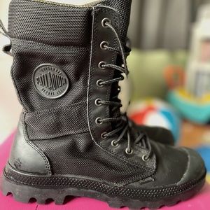 Alternative Combat boots